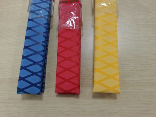 30 mm de haute flexibilité de couleur à l'épreuve des glissades du ruban d'adhérence antidérapant à la chaleur rétrécissant du tube de manche pour la raquette de badminton